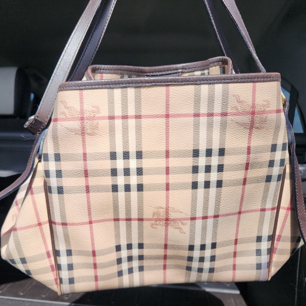 Burberry Bag with Mini Storage Compartment - Picture 2 of 4